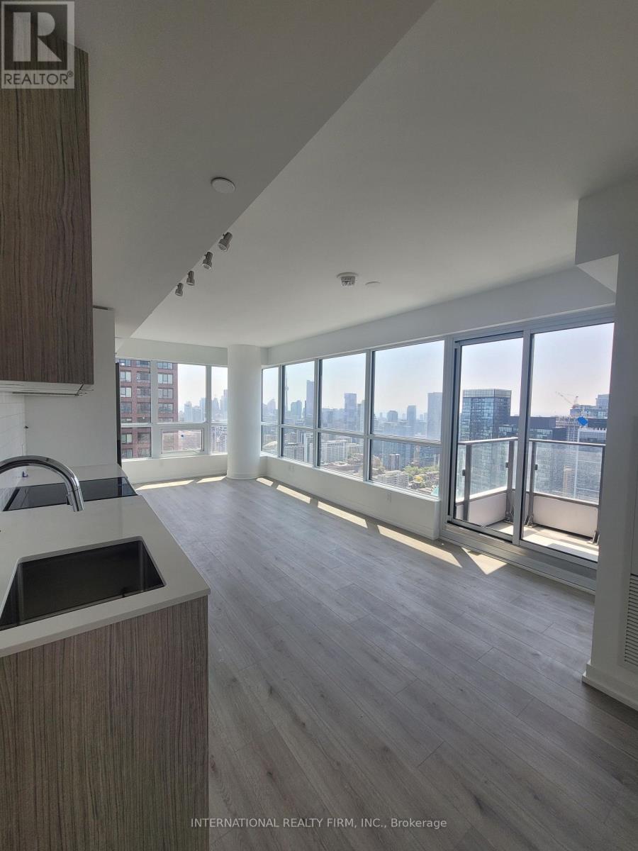 #4602 395 BLOOR STREET E - 6