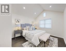 18 Brandy Lane Way, Newmarket, ON L3Y8P7 Photo 20