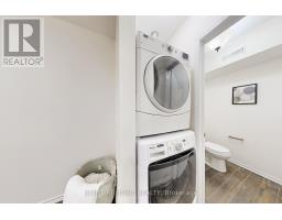 18 Brandy Lane Way, Newmarket, ON L3Y8P7 Photo 31