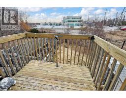 18 Brandy Lane Way, Newmarket, ON L3Y8P7 Photo 32