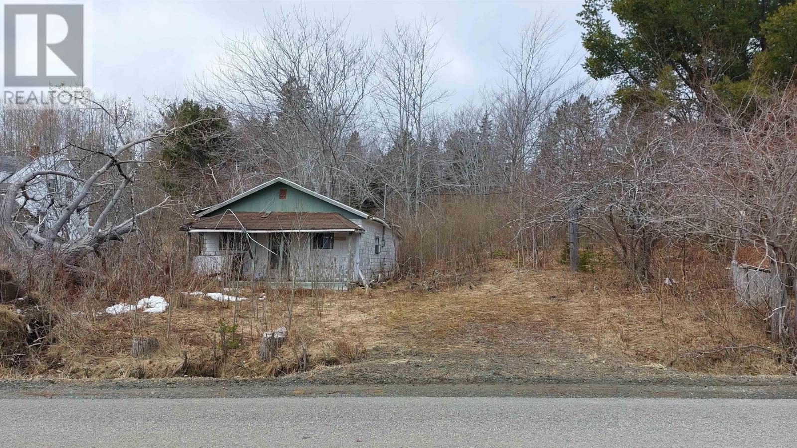 Property 9 of 12 of 2157 Marble Mountain Rd