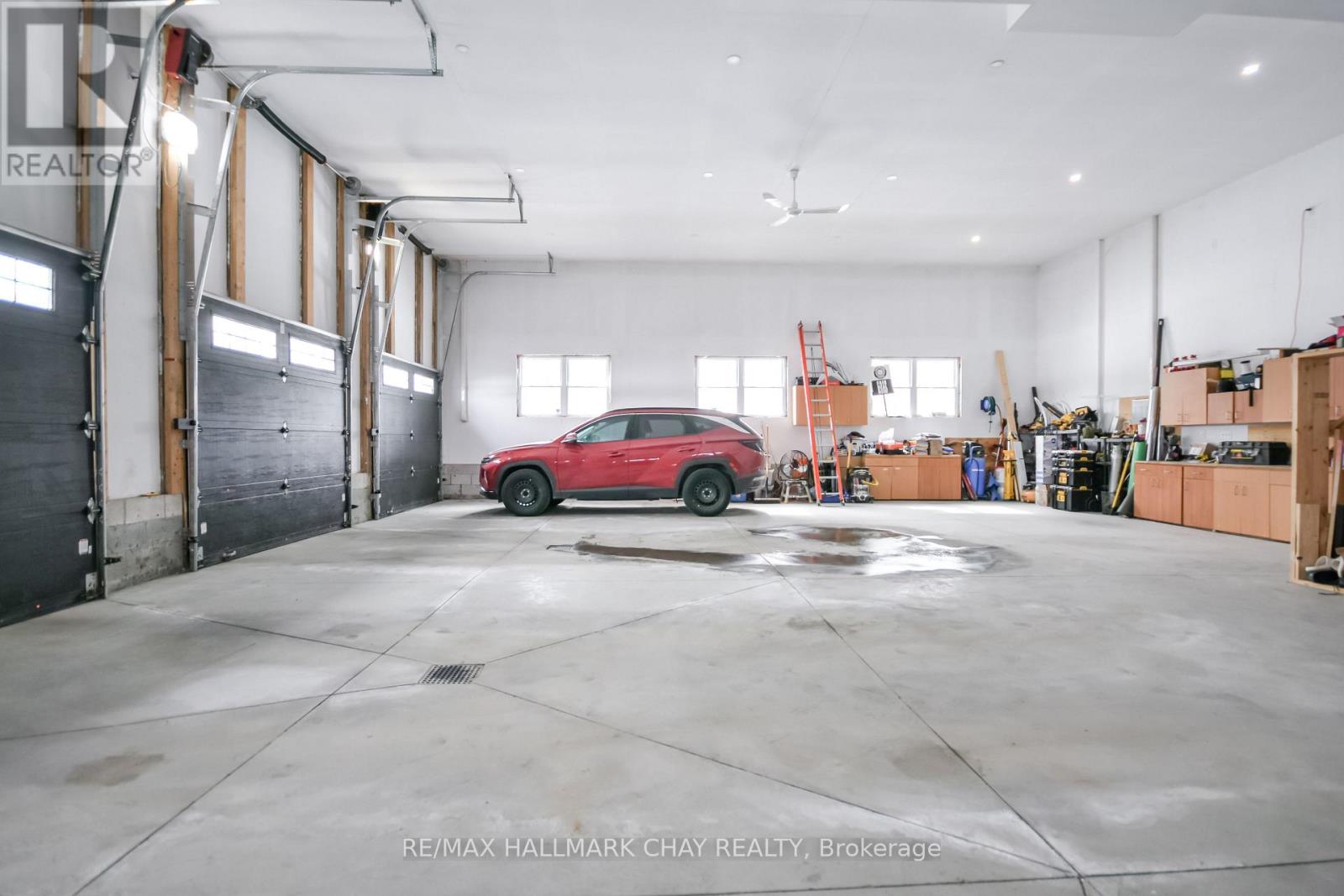 4936 VASEY ROAD - 37