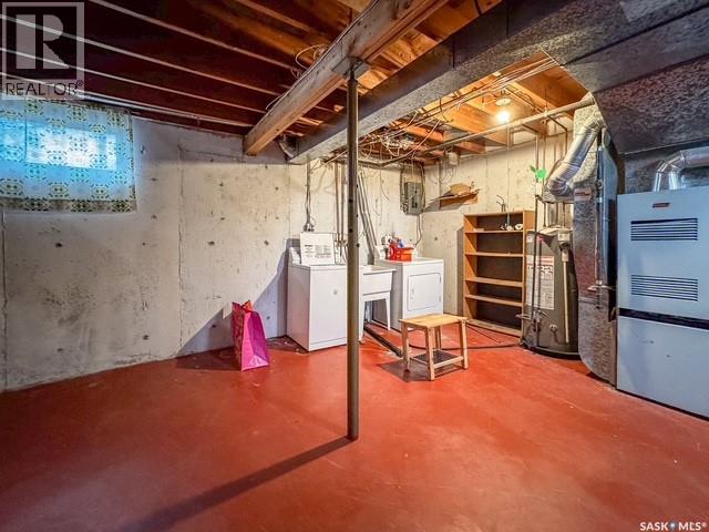 Single Family House Bungalow for Sale in  &  Connaught DRIVE Swift Current 