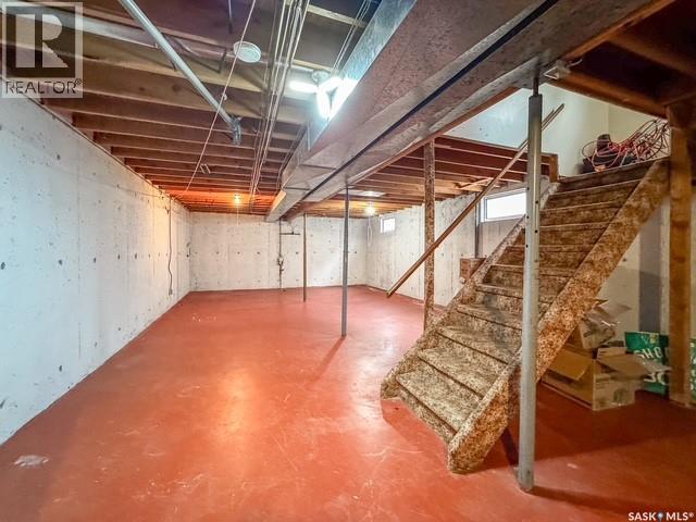 Single Family House Bungalow for Sale in  &  Connaught DRIVE Swift Current 