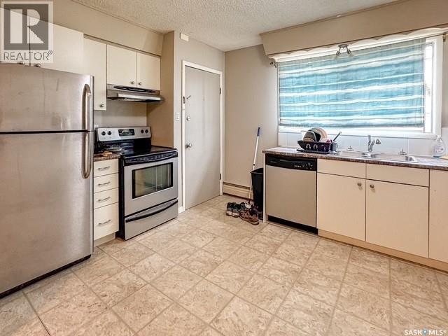 395 6TH AVENUE SE - 12