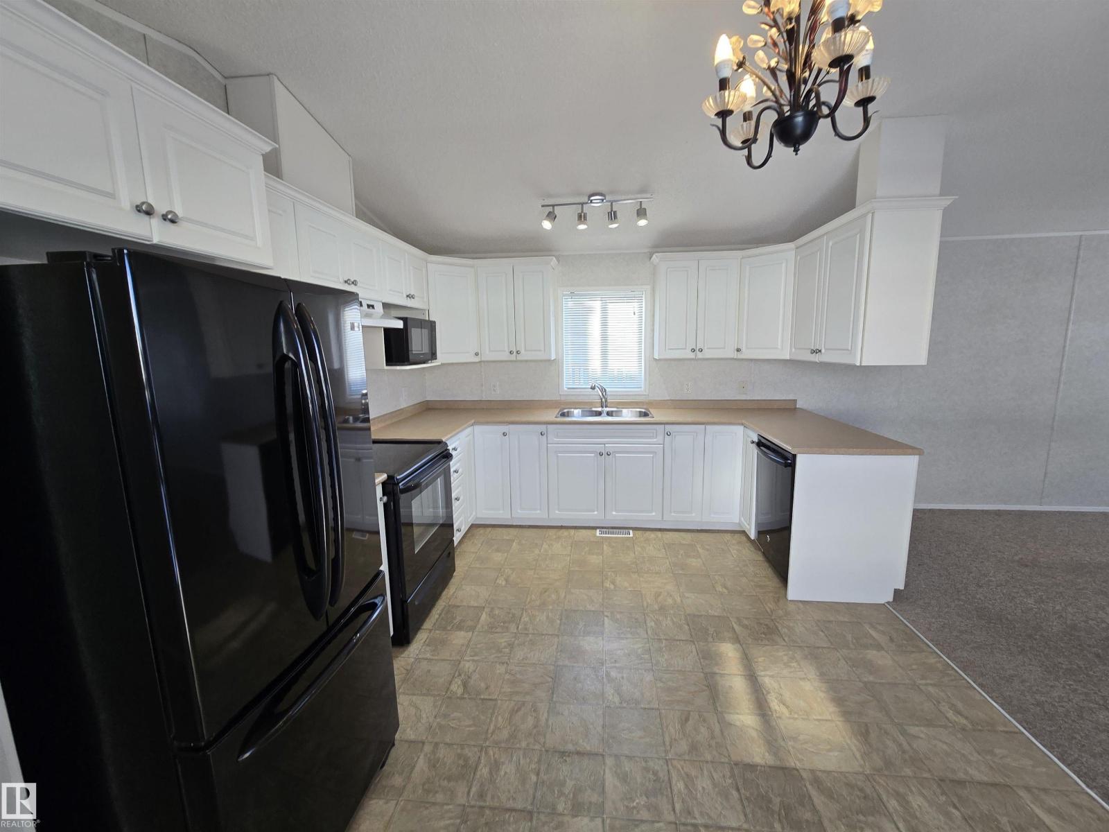 1133 Aspen DR W, Leduc