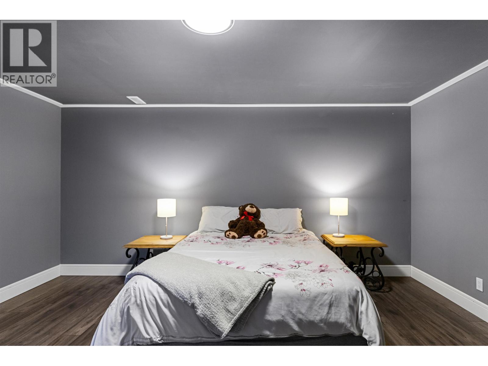 246 BURDEN STREET - 20