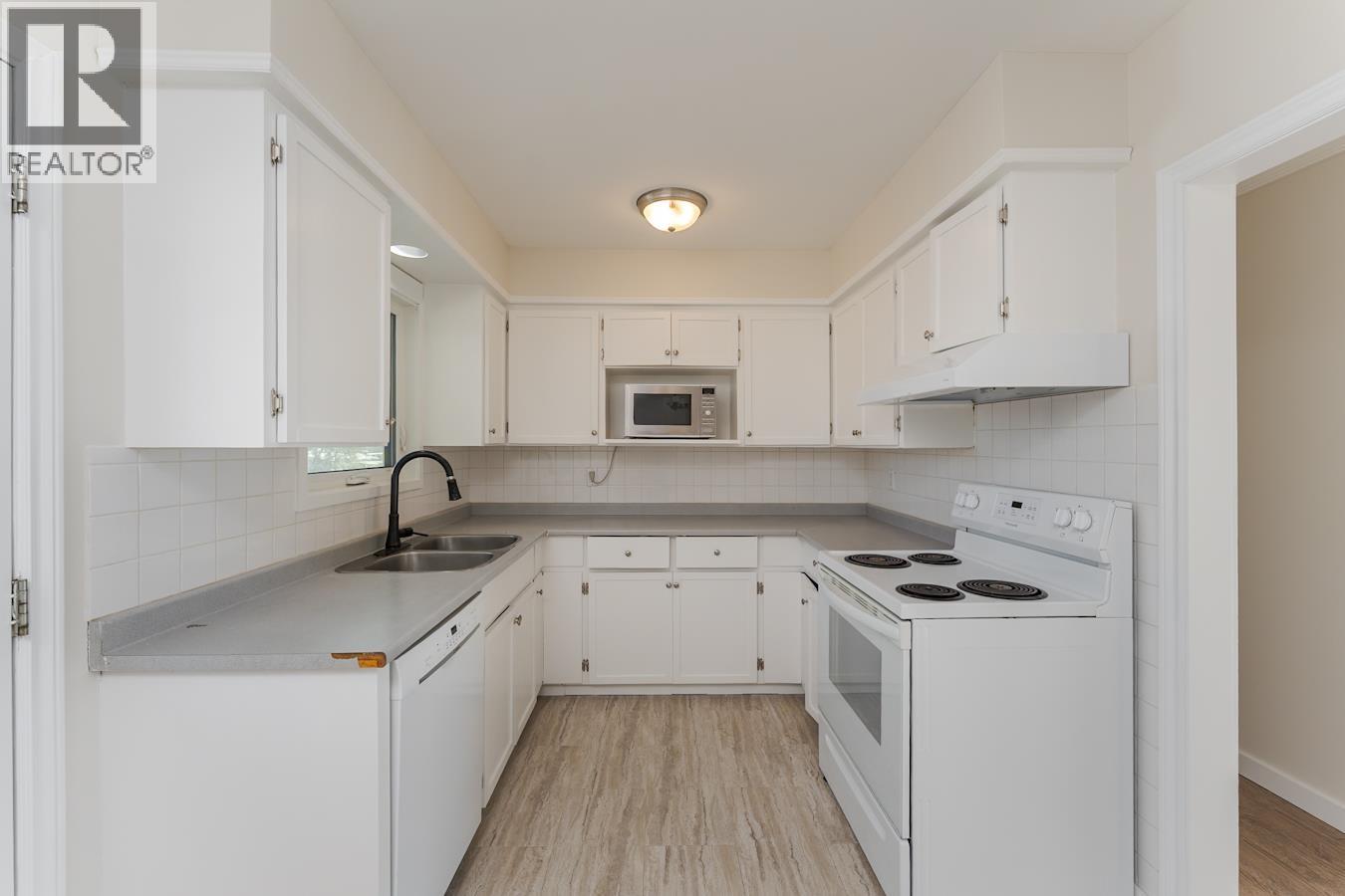 1450 FRASER CRESCENT - 19