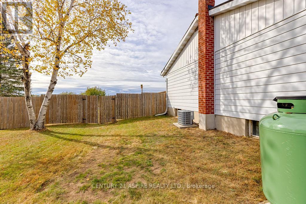 3241 B LINE ROAD, Laurentian Valley, Ontario