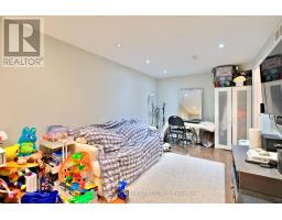 Bedroom 3 - 109 Tangmere Crescent, Markham, ON L3R6Y3 Photo 6