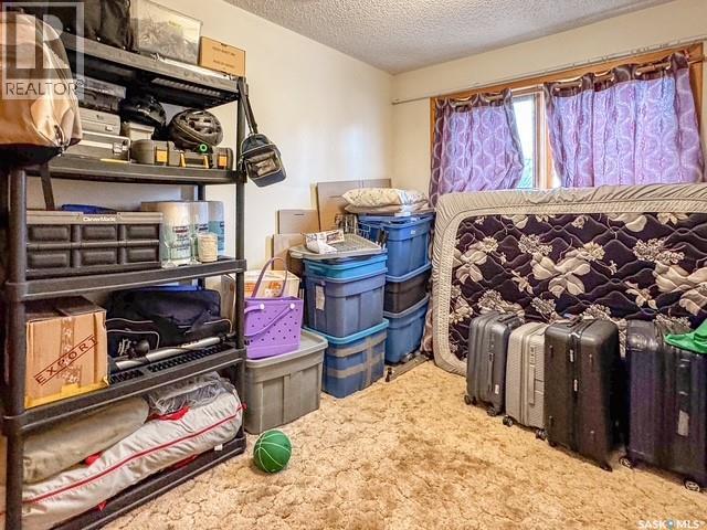 216 15TH AVENUE NE - 10