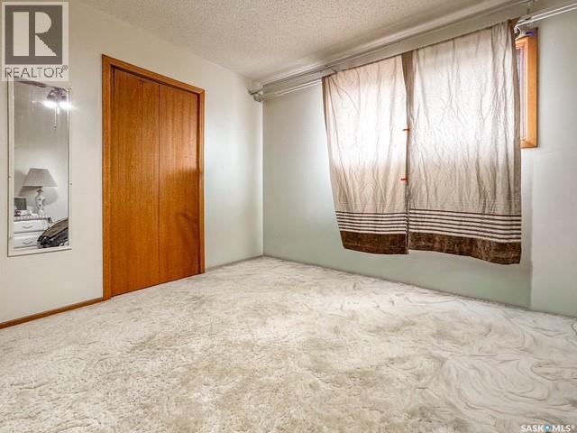 216 15TH AVENUE NE - 19