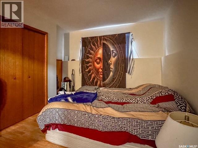 216 15TH AVENUE NE - 22