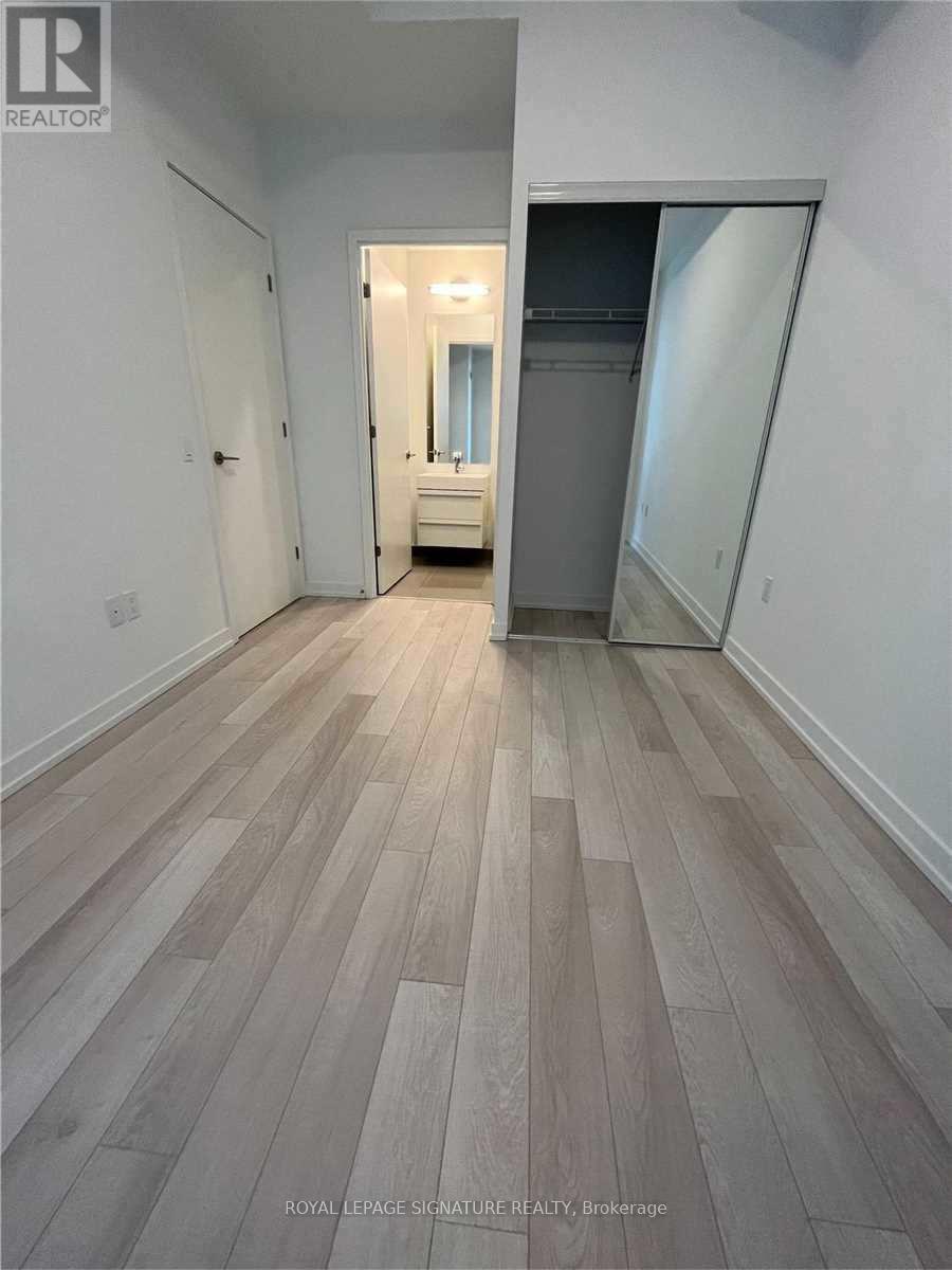 #308 39 ROEHAMPTON AVENUE - 23