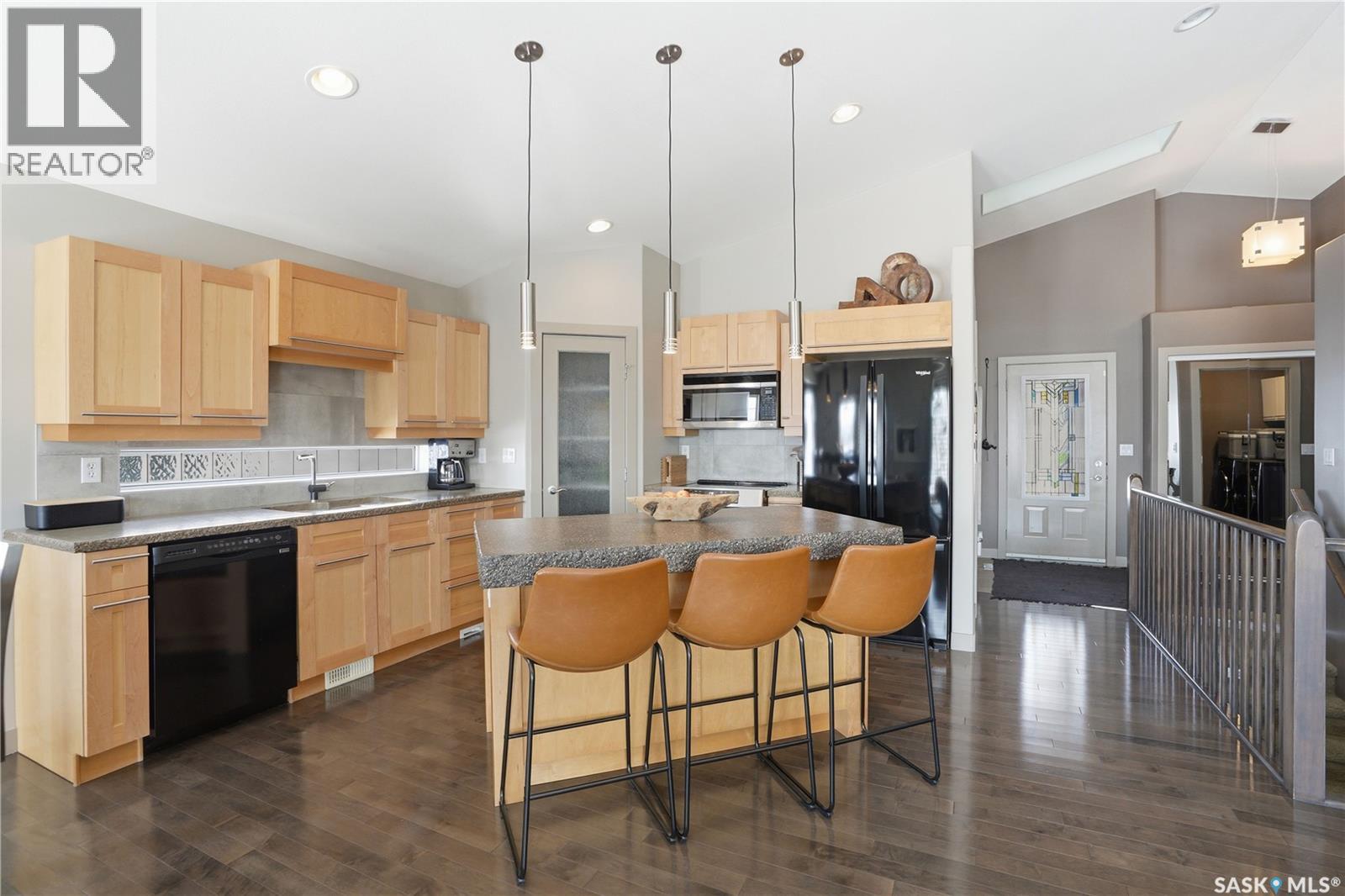 Single Family House Bungalow for Sale in   Heritage CRESCENT Saskatoon 