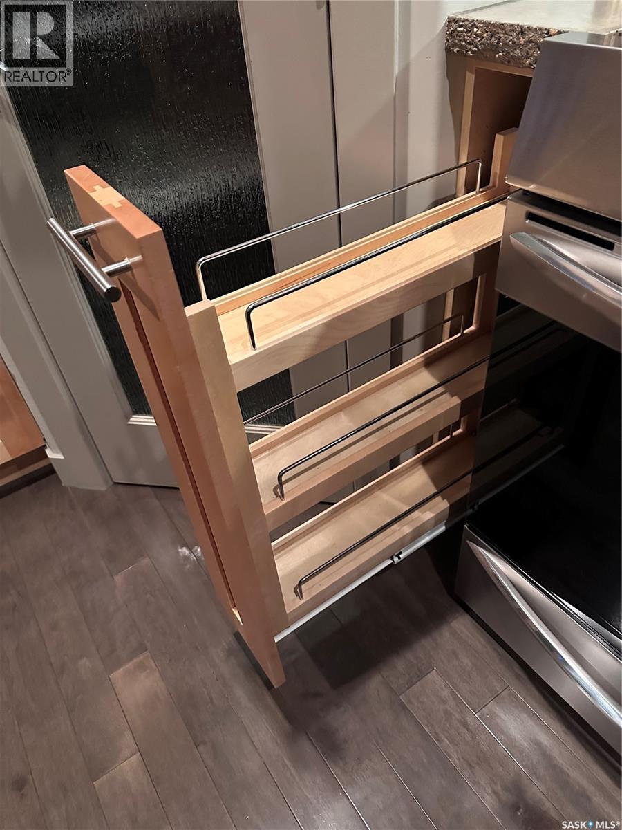 Single Family House Bungalow for Sale in   Heritage CRESCENT Saskatoon 