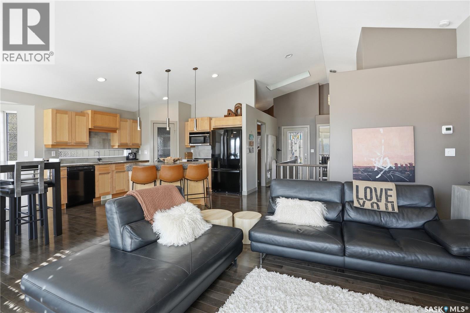 Single Family House Bungalow for Sale in   Heritage CRESCENT Saskatoon 