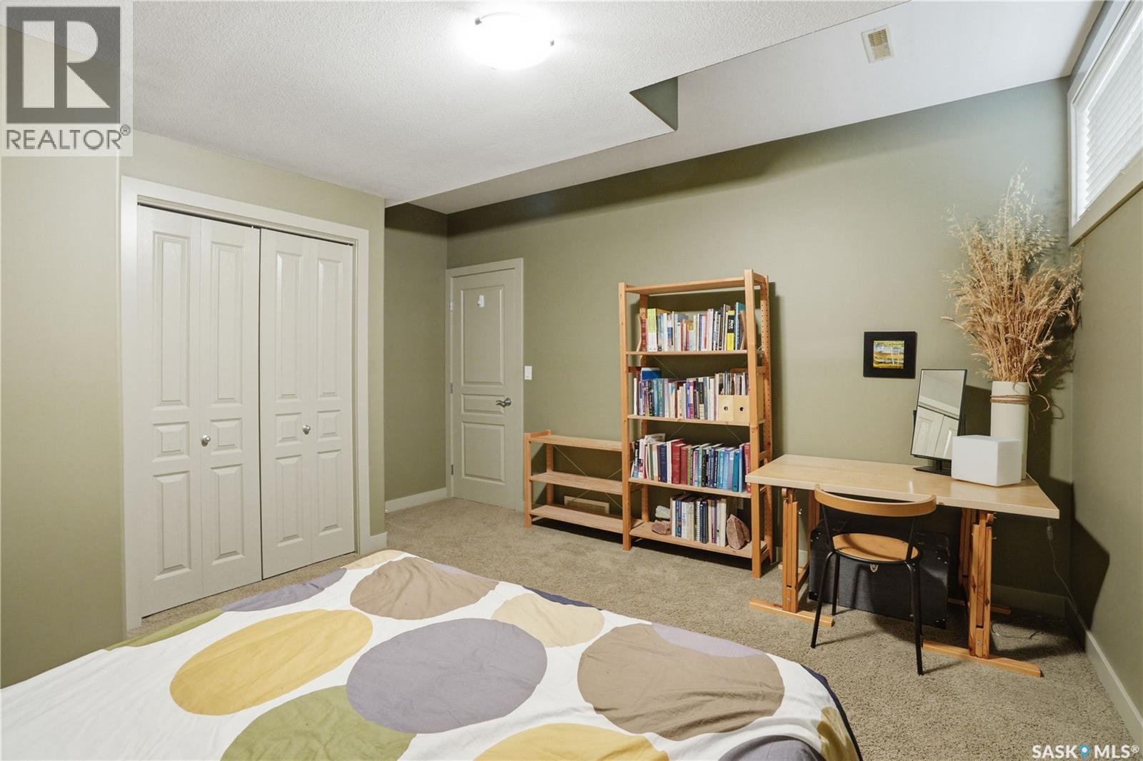 Single Family House Bungalow for Sale in   Heritage CRESCENT Saskatoon 