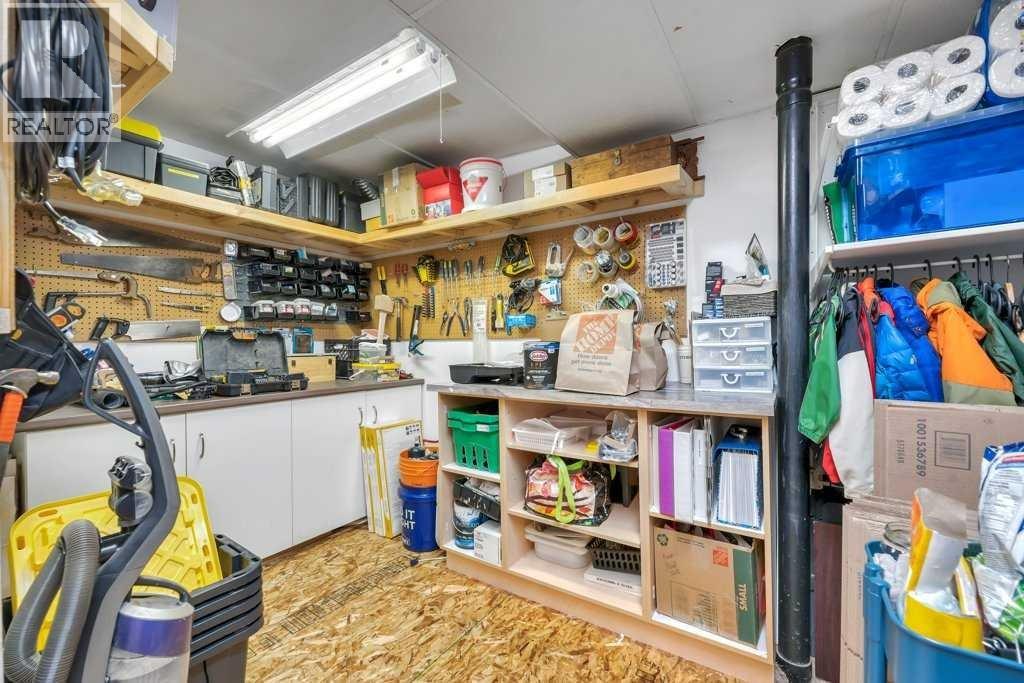 Single Family House for Sale in  Whitehill Place NE Whitehorn Calgary 