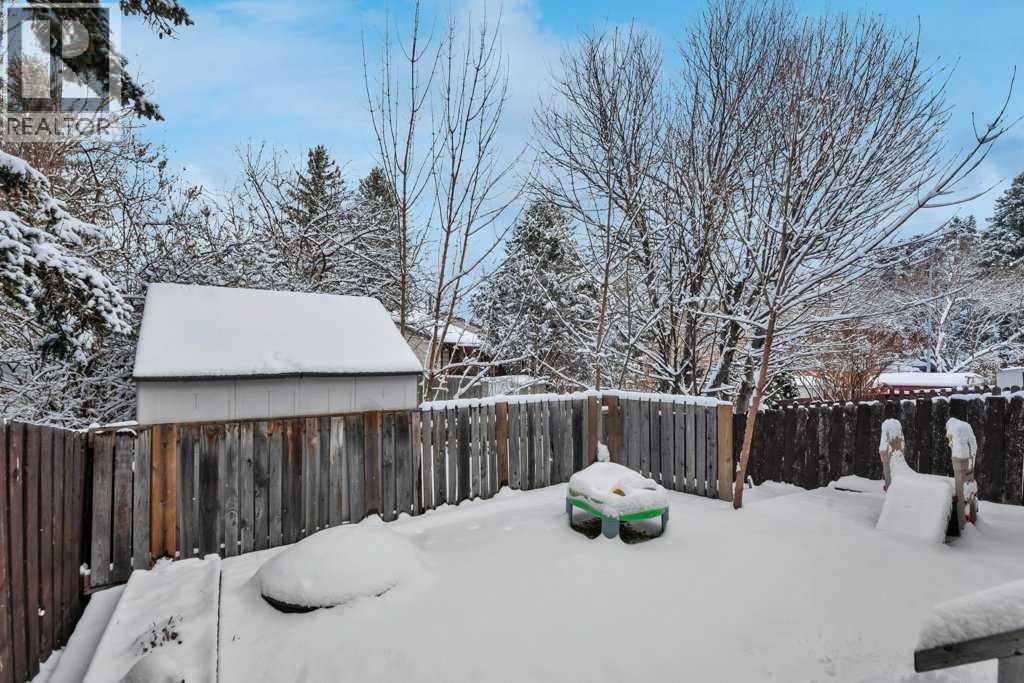 Single Family House for Sale in  Whitehill Place NE Whitehorn Calgary 