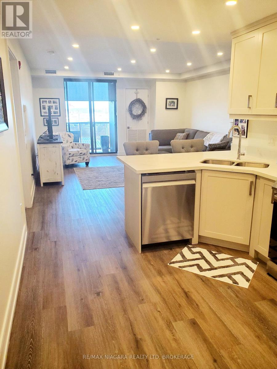 #505 300B FOURTH AVENUE - 8