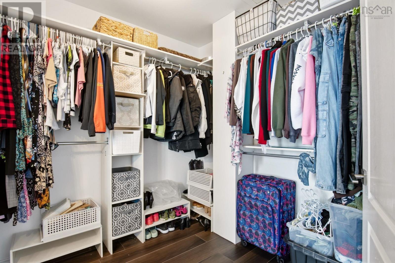 10 A Y JACKSON COURT - 17