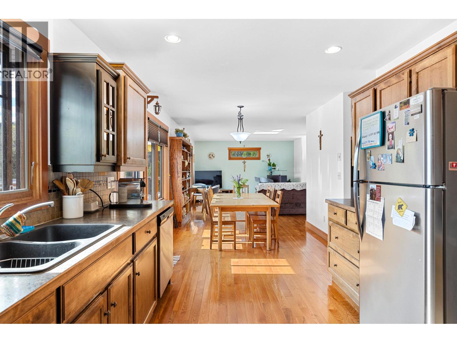 2504 GOULD ROAD - 17