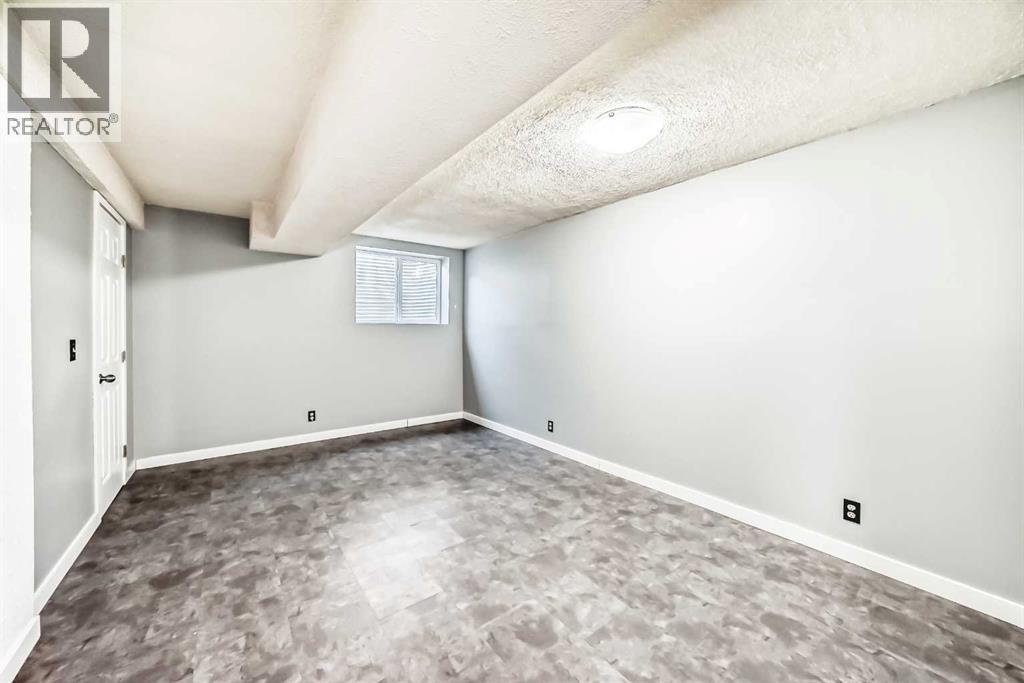 Single Family House Bungalow for Sale in  Falshire Place NE Falconridge Calgary 