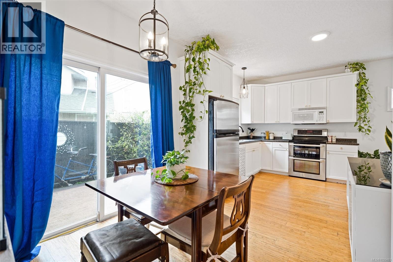 #106 2600 PEATT RD - 12