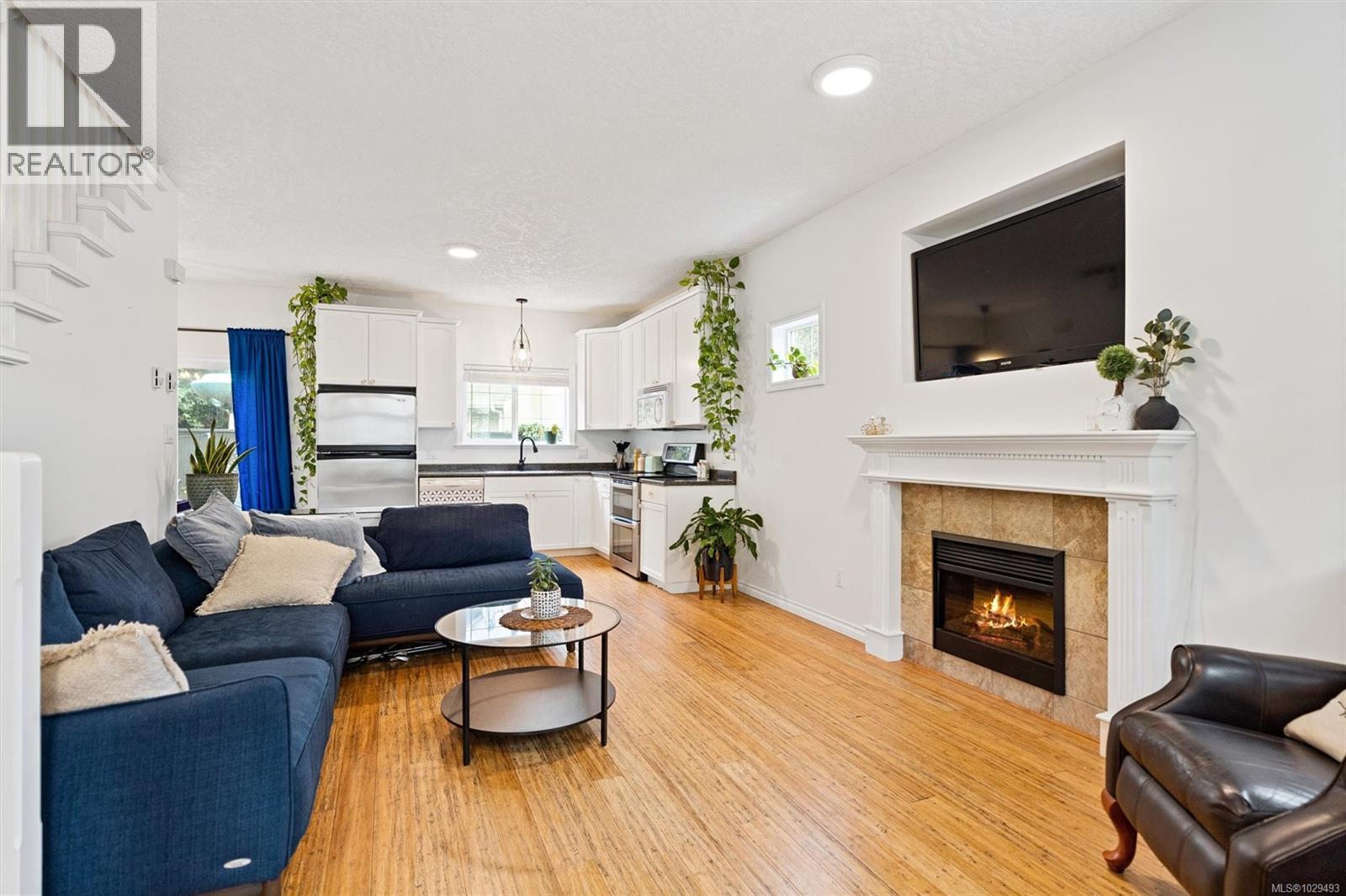 #106 2600 PEATT RD - 6