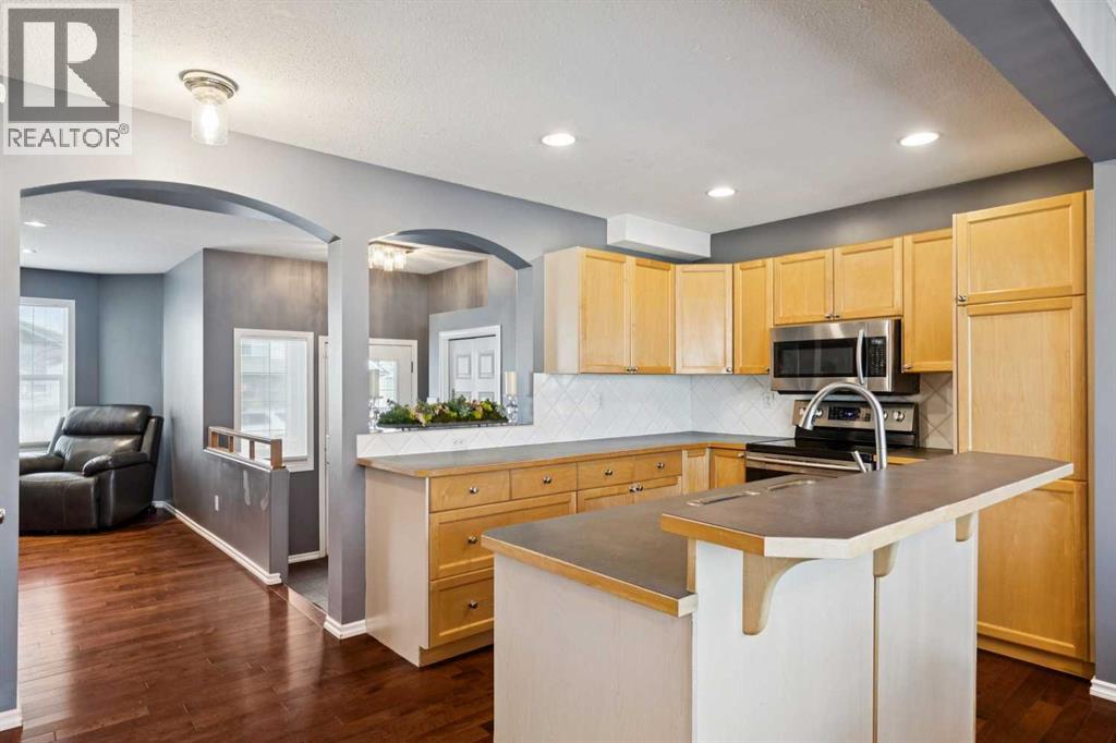 Single Family House for Sale in  Everstone Way SW Evergreen Calgary 