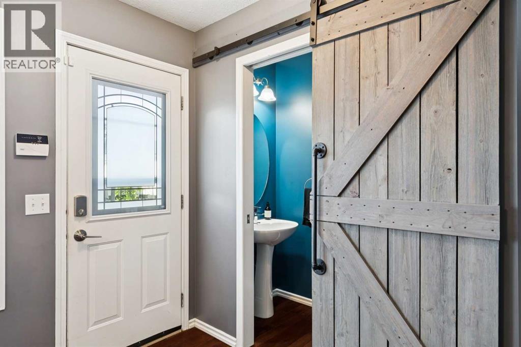 Single Family House for Sale in  Everstone Way SW Evergreen Calgary 