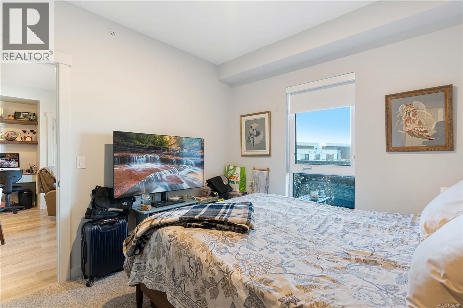 #403 120 JENSEN AVE W - 11