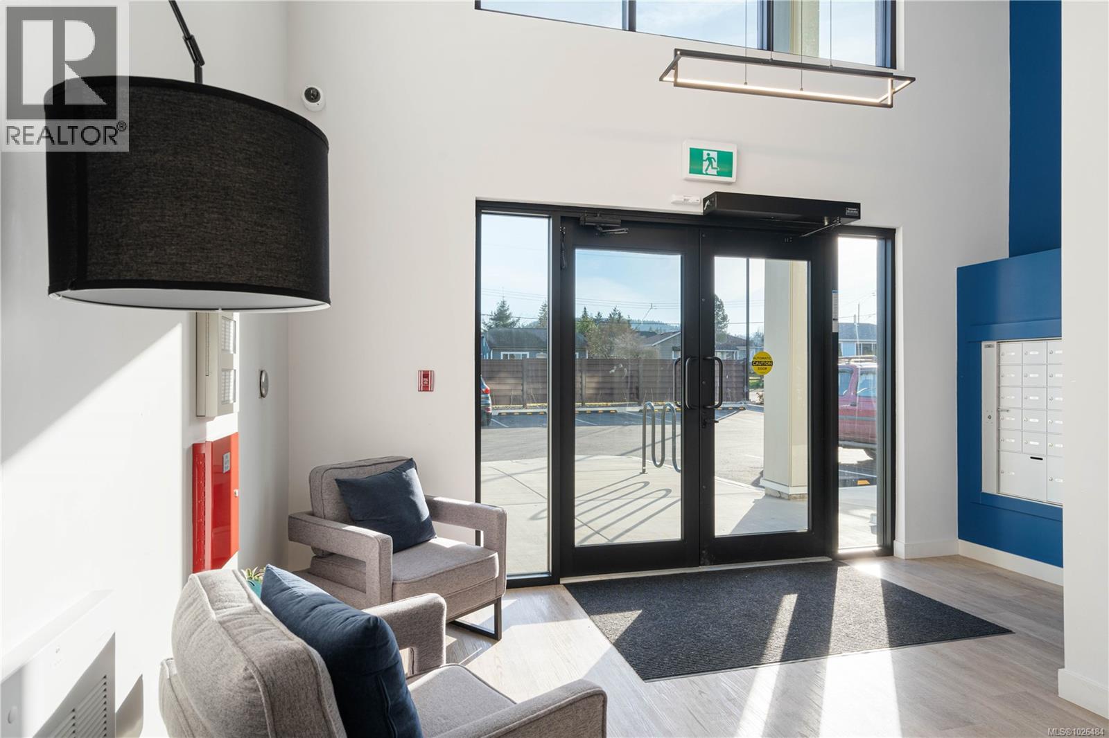 #403 120 JENSEN AVE W - 25