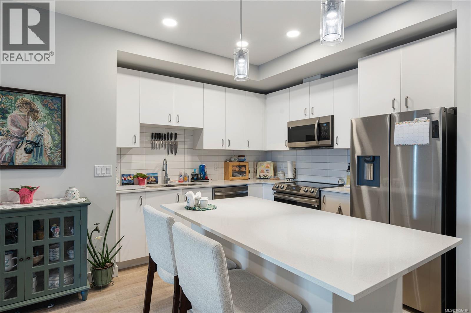 #403 120 JENSEN AVE W - Image 3