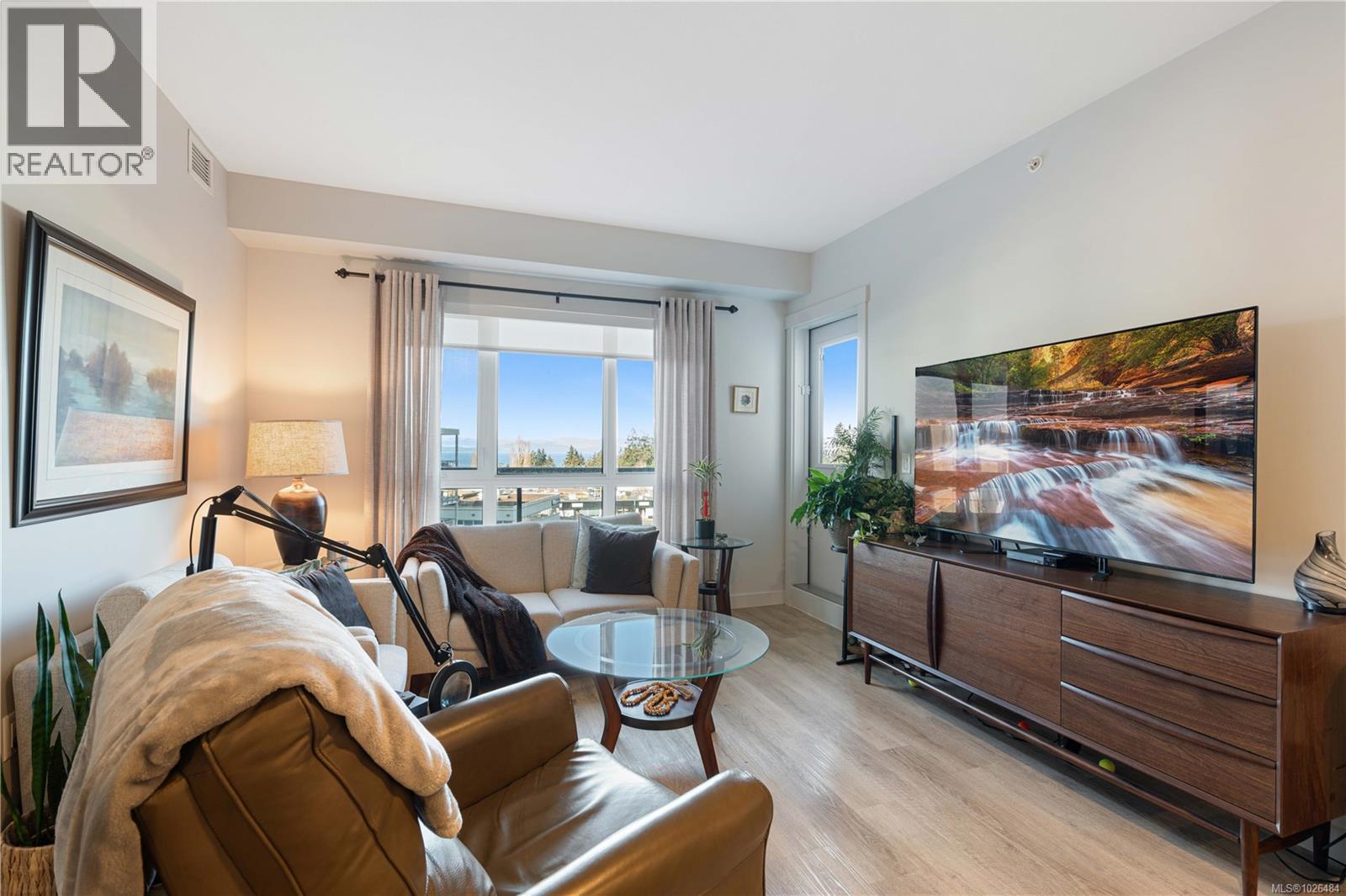 #403 120 JENSEN AVE W - 6