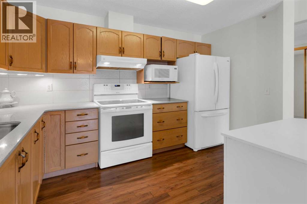 Single Family House for Sale in   Hawksbrow Point NW Hawkwood Calgary 