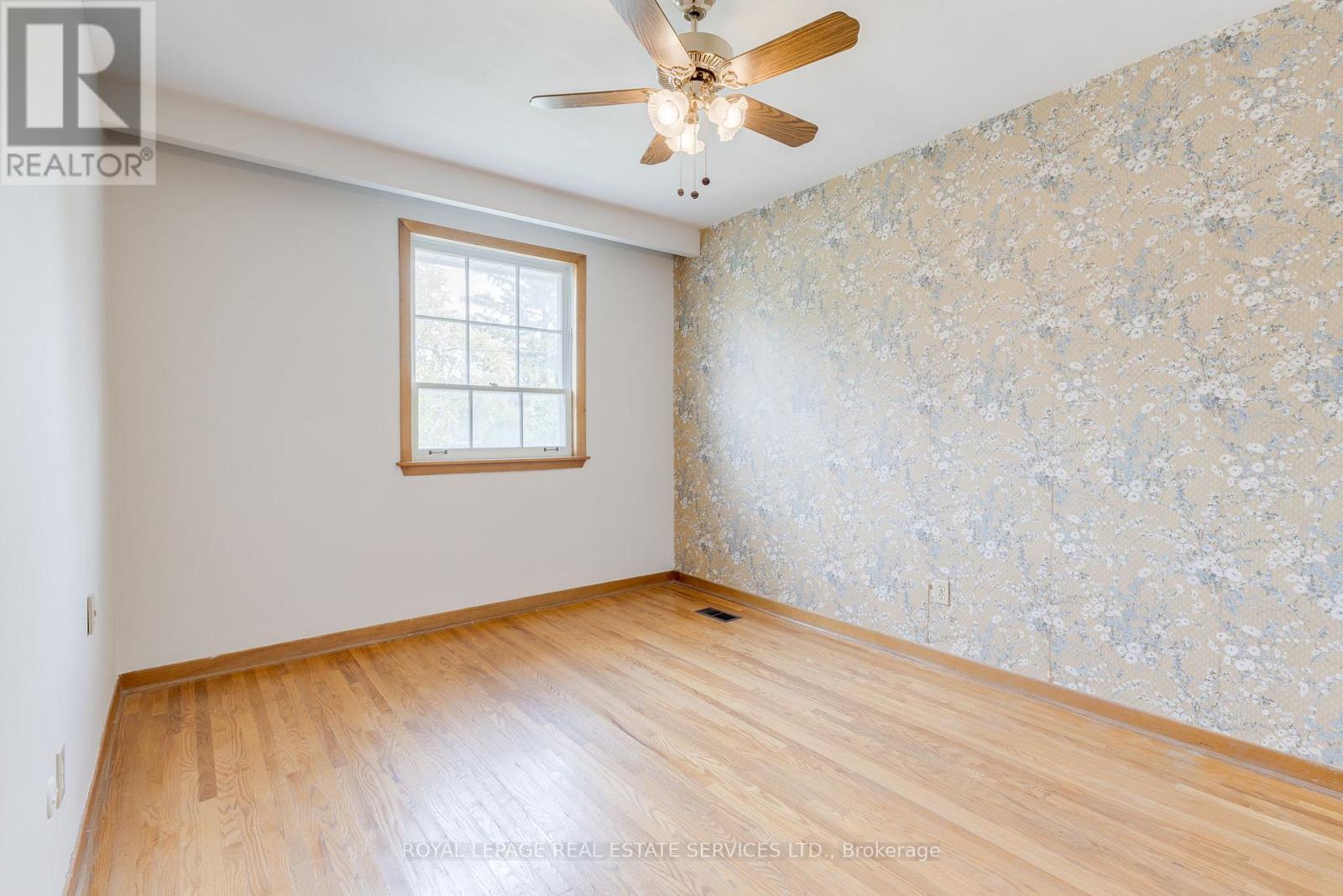 29 DOVERWOOD COURT - 21