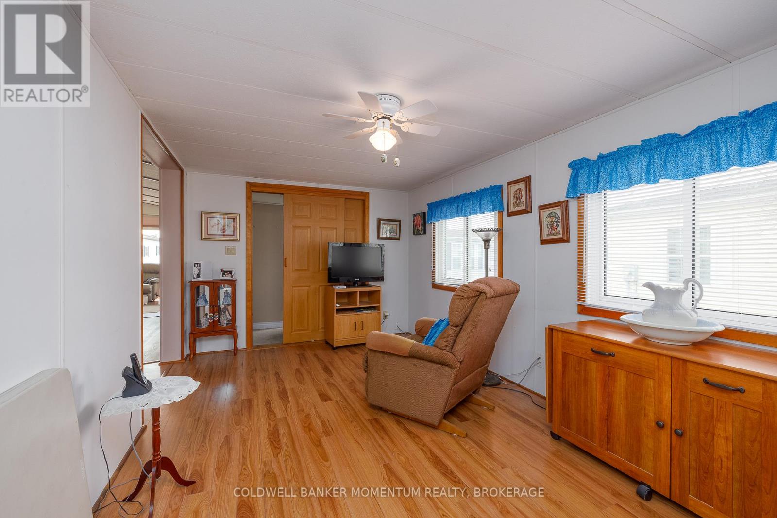 #346 3033 TOWNLINE ROAD - 15