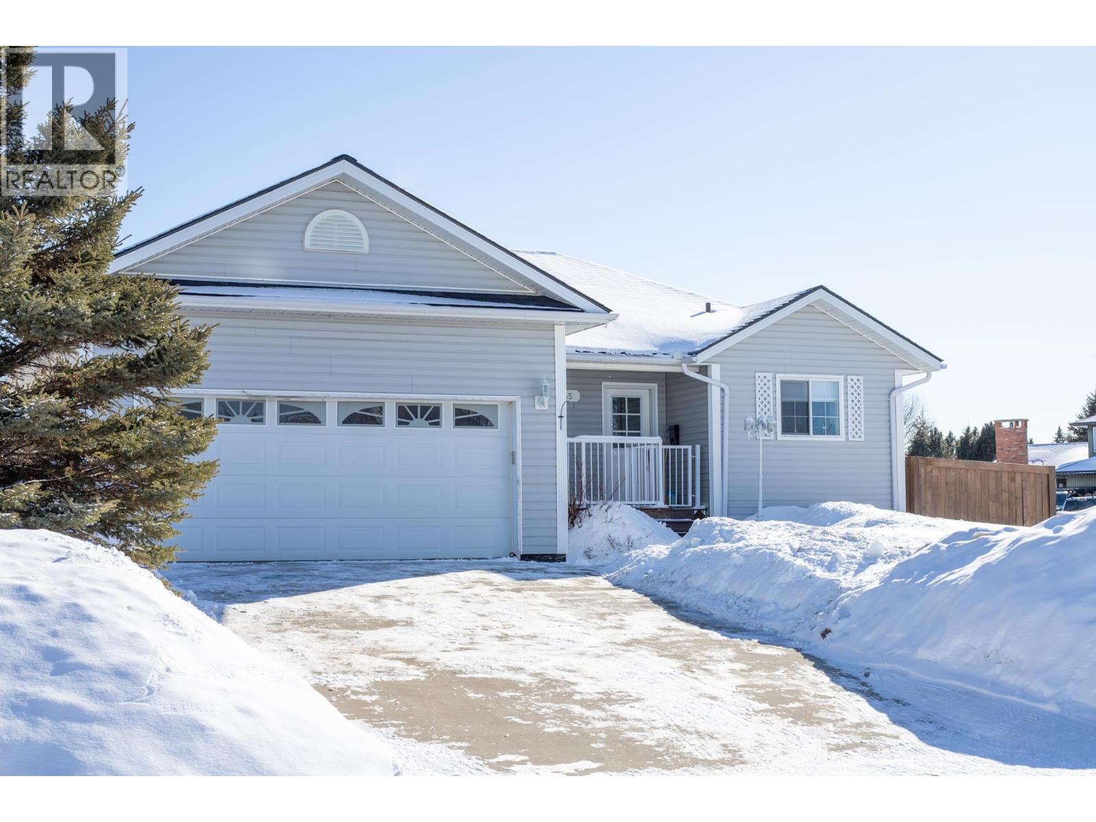 8935 118A Avenue - photo 2