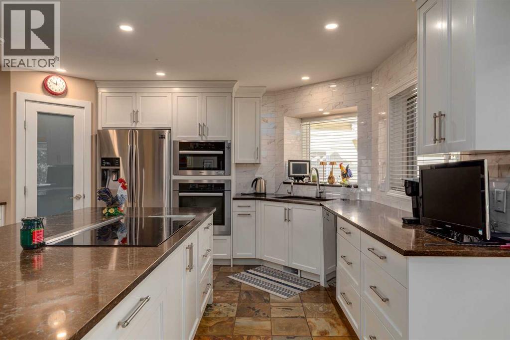 Single Family House for Sale in  Woodacres Drive SW Woodbine Calgary 