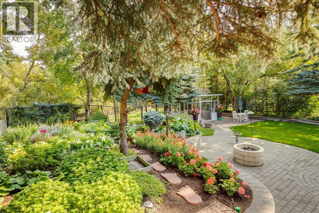 Single Family House for Sale in  Woodacres Drive SW Woodbine Calgary 