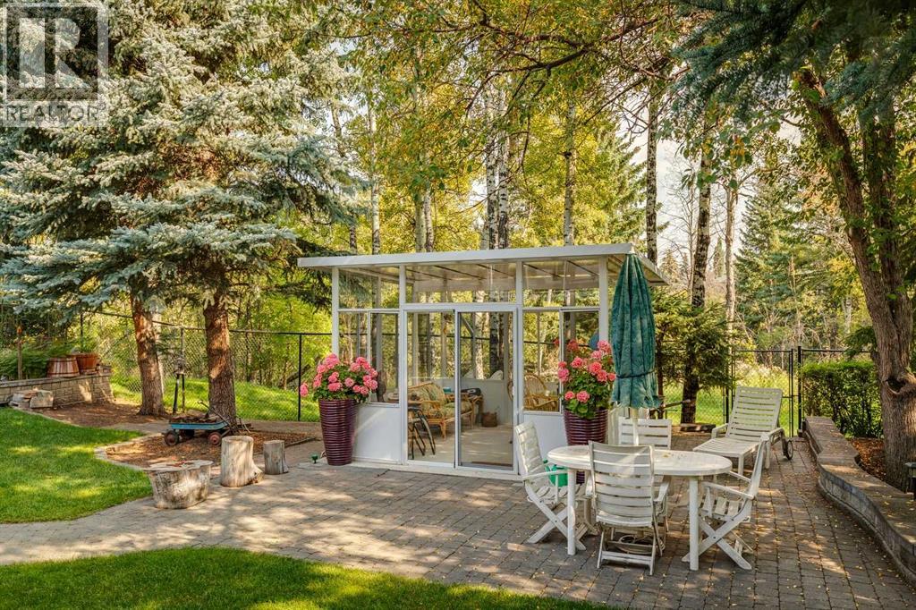 Single Family House for Sale in  Woodacres Drive SW Woodbine Calgary 