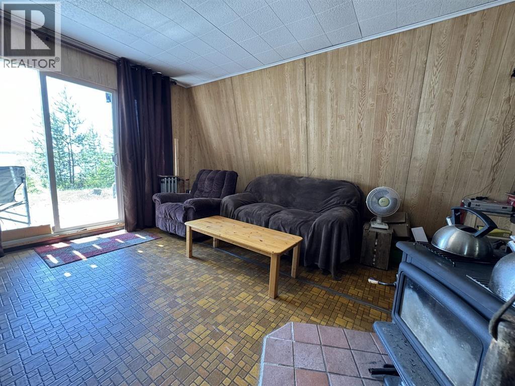 4836 BINNIE ROAD - 9