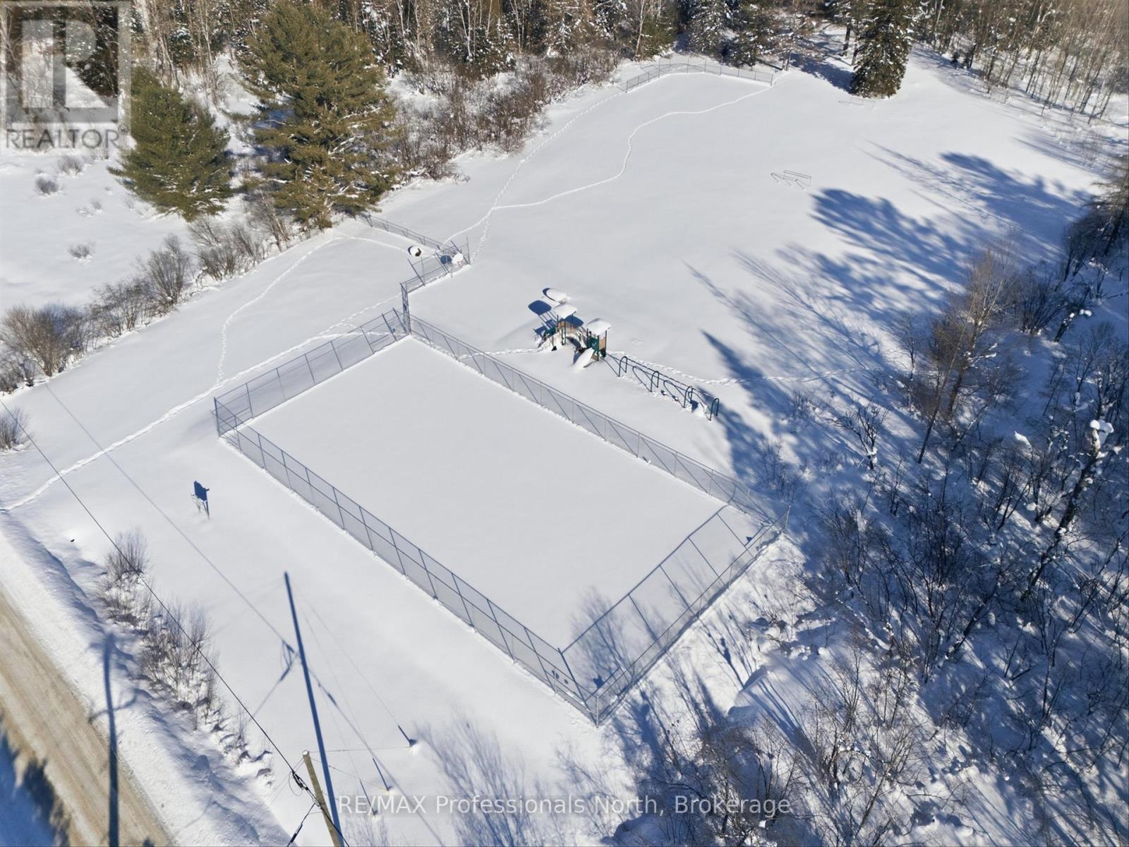 11 CLARKES LANE, Huntsville (Stephenson), Ontario