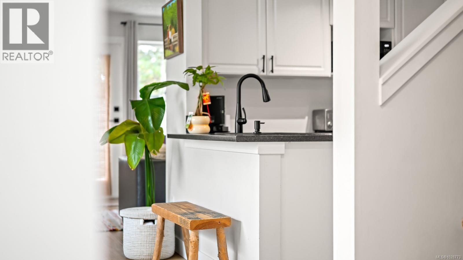 #30 717 ASPEN RD - 4