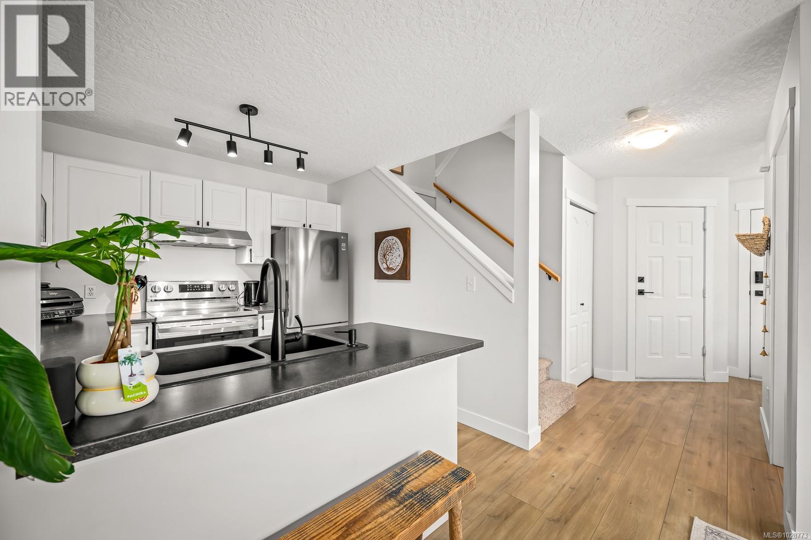 #30 717 ASPEN RD - 8