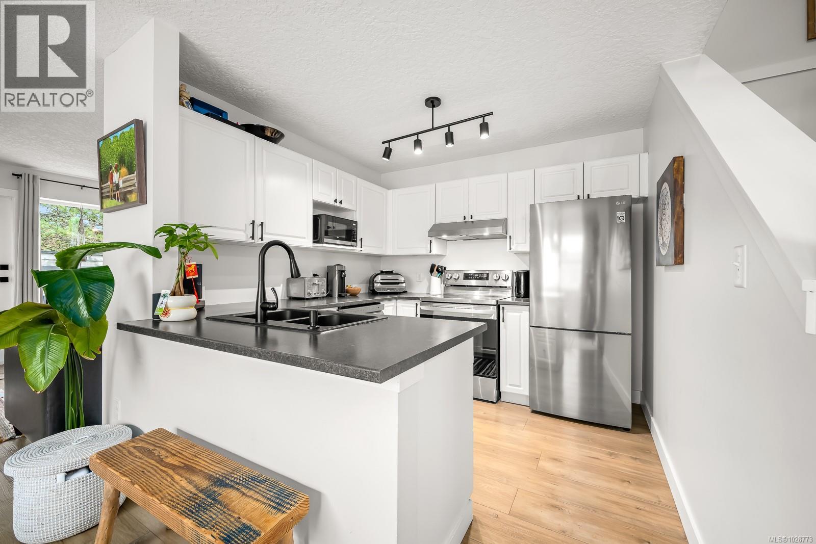 #30 717 ASPEN RD - 9