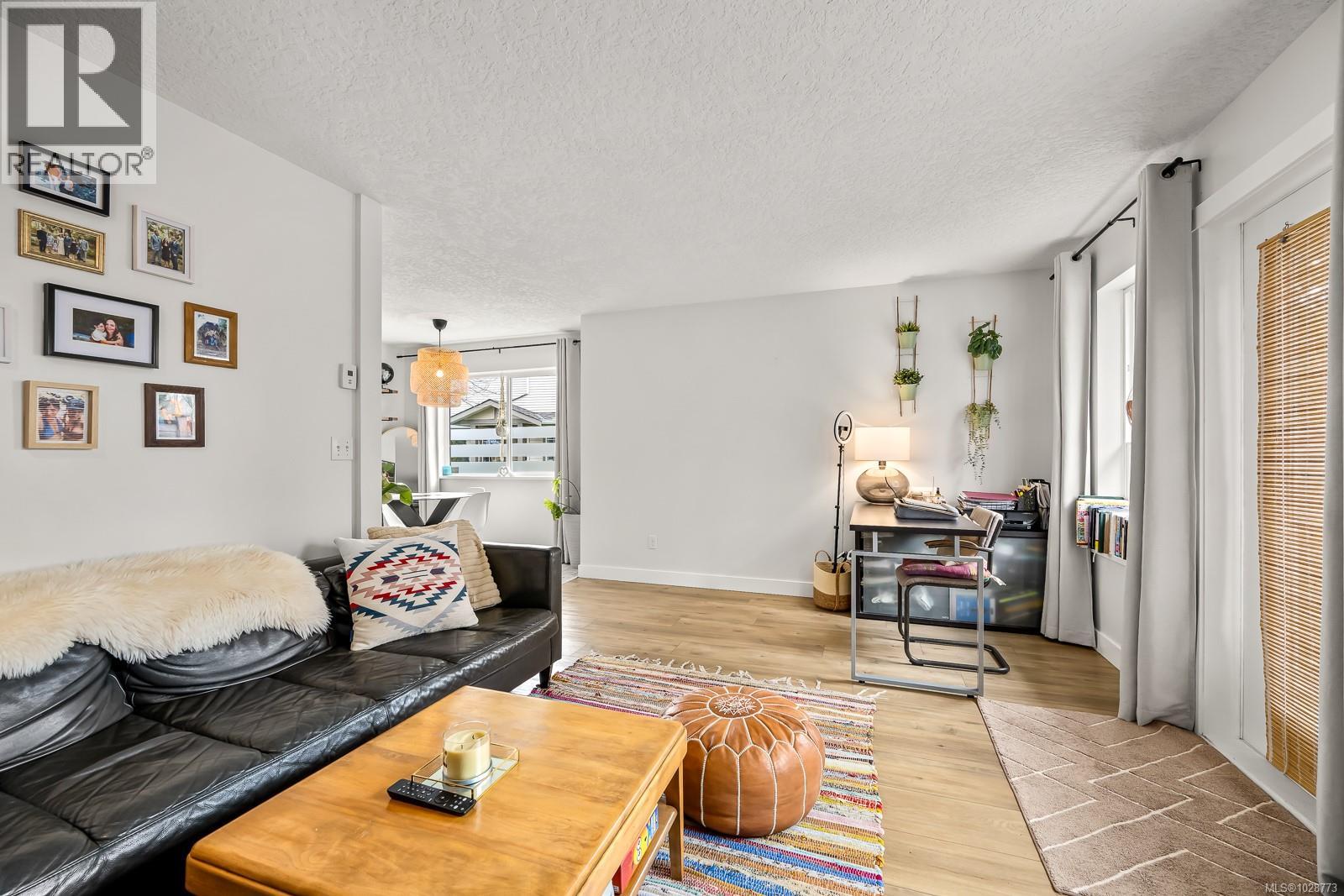 #30 717 ASPEN RD - 26