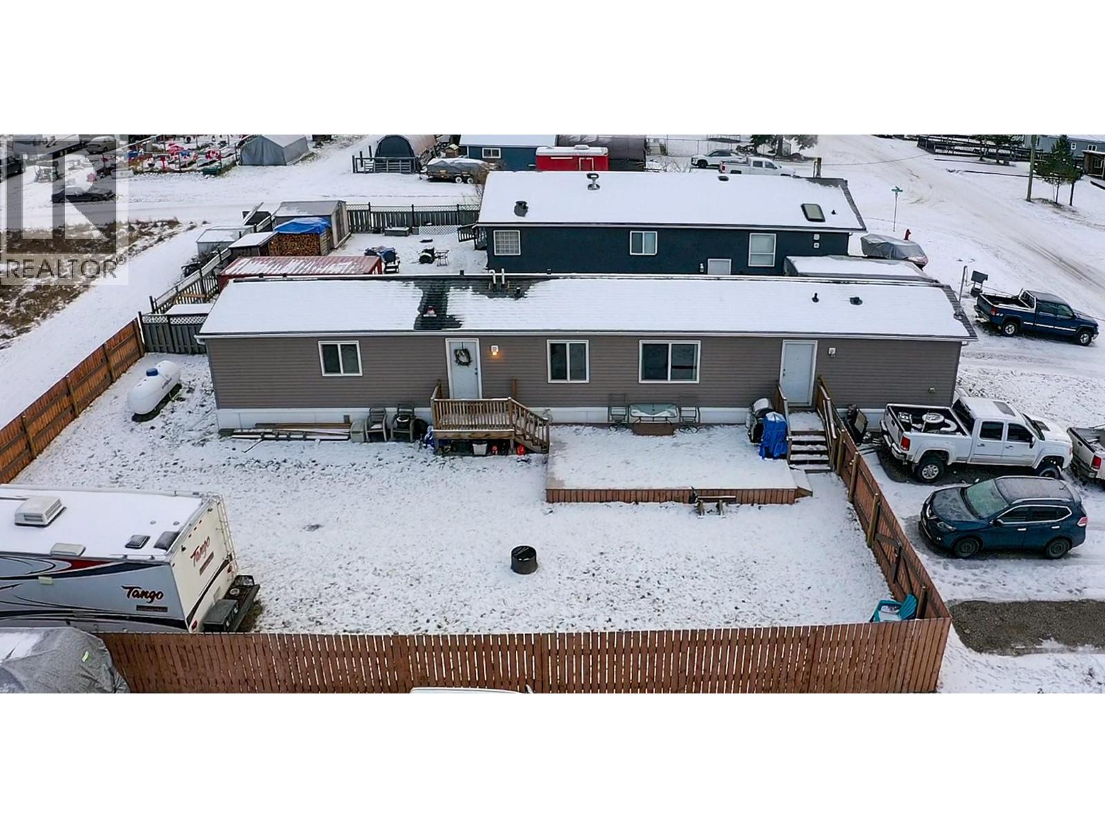 4821 CRESCENTWOOD Drive - 2
